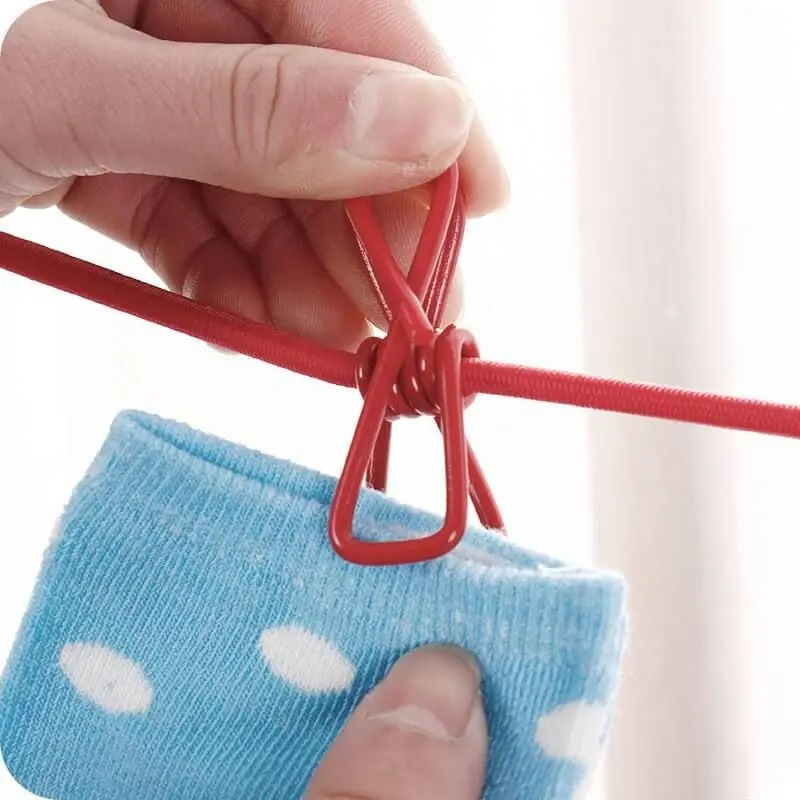 Portable Drying Rope with 12 Clips & 2 Hooks - Image 4